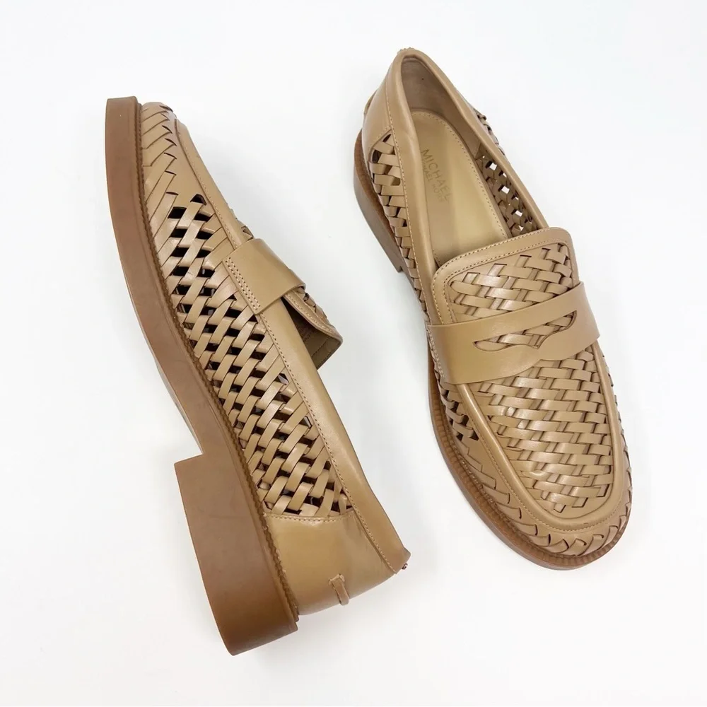 [MK] Tan Woven Loafers - Picture 5 of 7